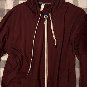 VUORI FULL ZIP HOODY, LIKE NEW CONDITION, MAROON COLOR